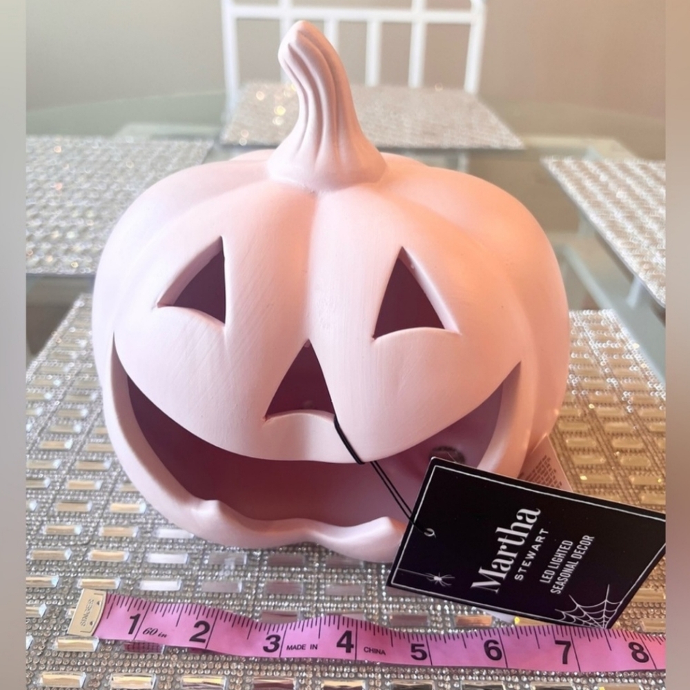 🩷 LED Martha Stewart Baby Pink Ceramic Light Up Halloween Pumpkin - Picture 3 of 4
